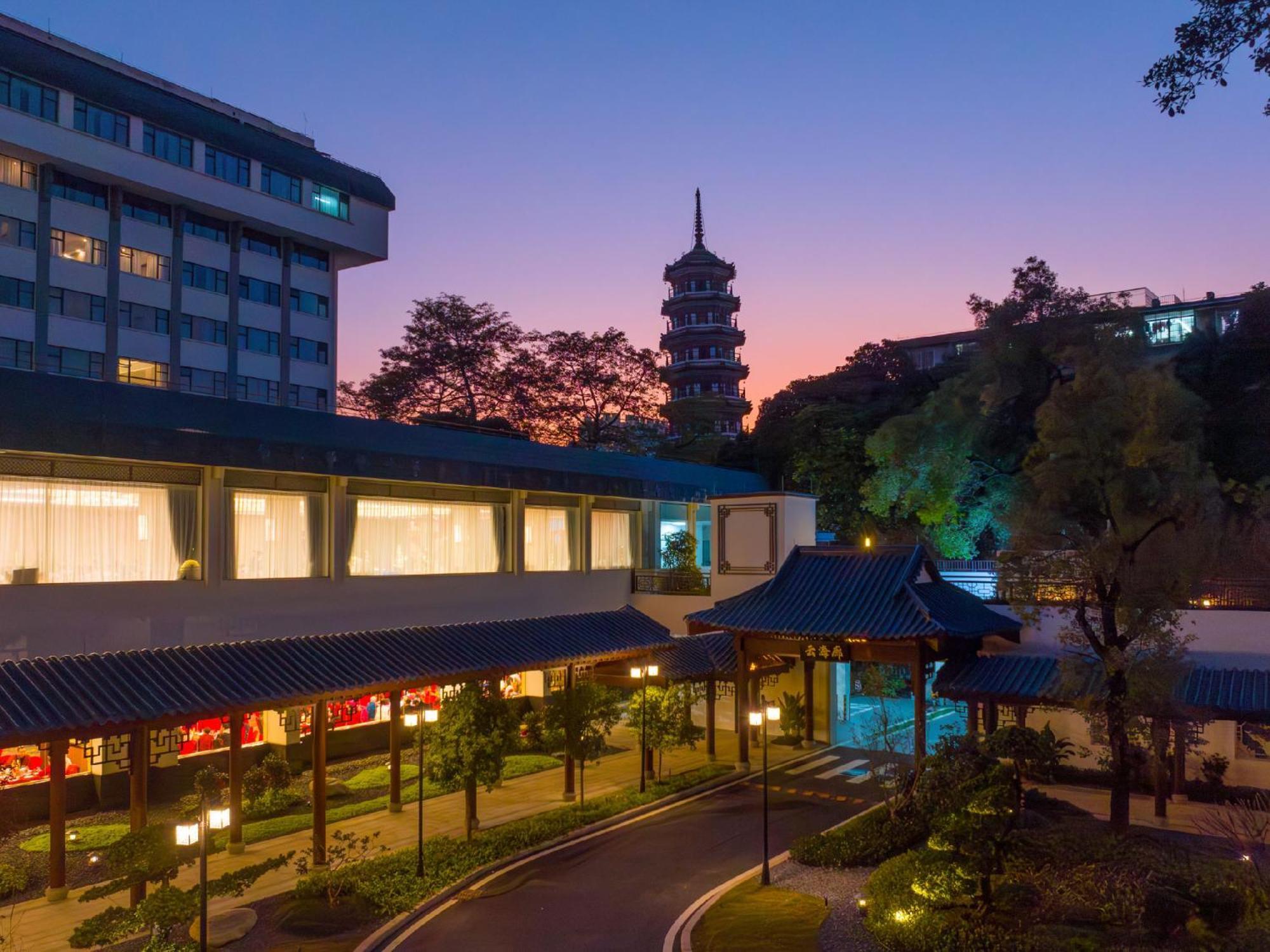 Guangdong Yingbin Hotel-Free Canton Fair Shuttle Bus Exterior photo